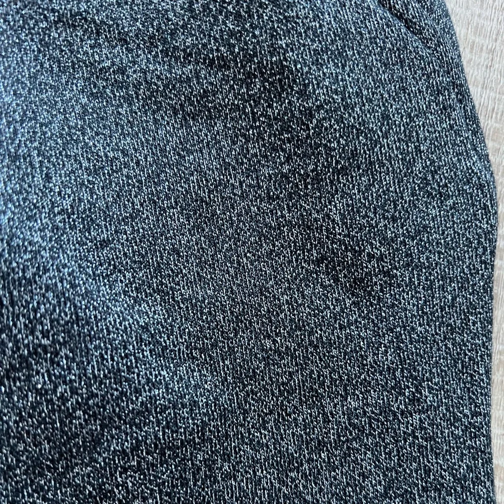 SOLD Lululemon Scuba High-Rise Jogger *Sparkle in Black Size 4 - Picture 6 of 6